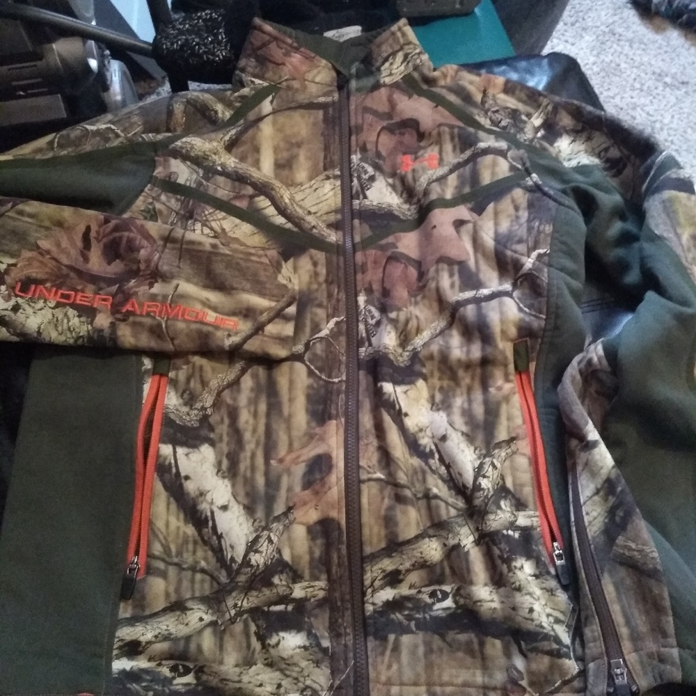 Under armour ridge reaper softshell hunting jacket